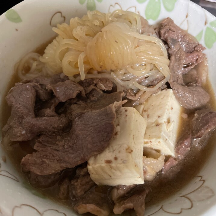 牛肉木綿豆腐結びこんにゃく味噌煮込み